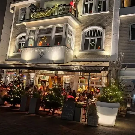 شقة Gaestehaus Cafe Orth 4 *