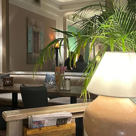 Gaestehaus Cafe Orth 4 شقة *