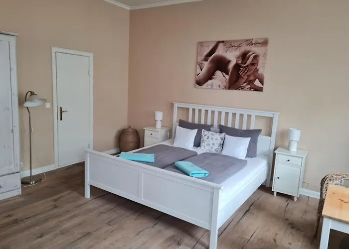 Gaestehaus Cafe Orth 4 Apartment