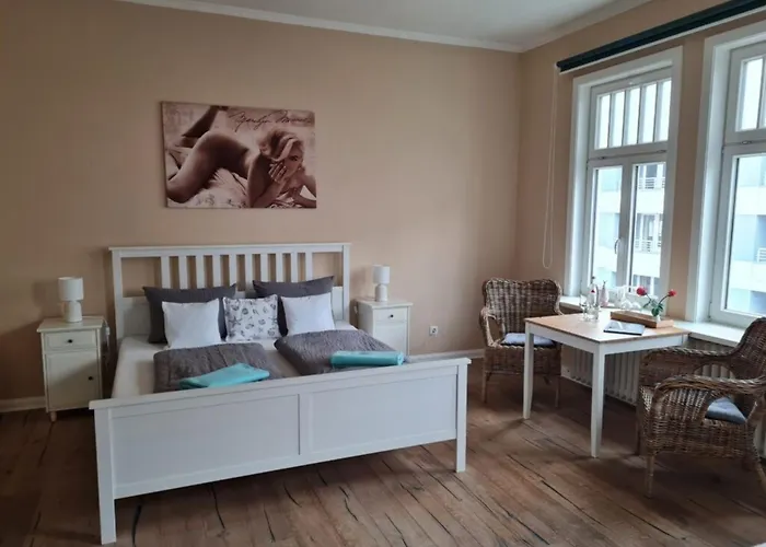 Апартаменты Gaestehaus Cafe Orth 4 Вестерланд