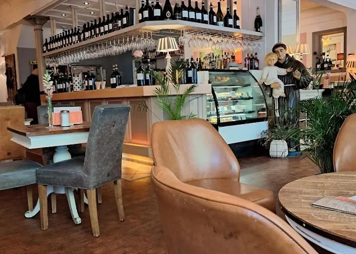 Gaestehaus Cafe Orth 4 Апартаменты *