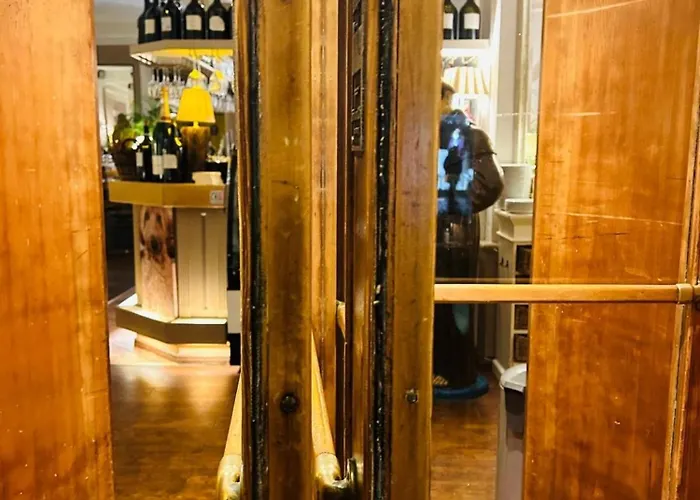 Апартаменты Gaestehaus Cafe Orth 4